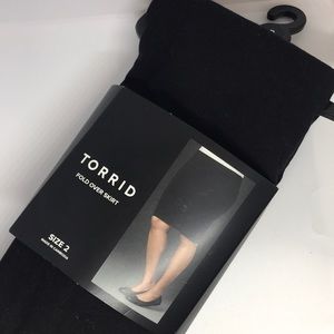 New Torrid black skirt size 2